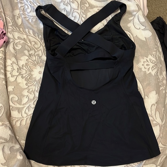 Black cross cross back tank top - Picture 2 of 2